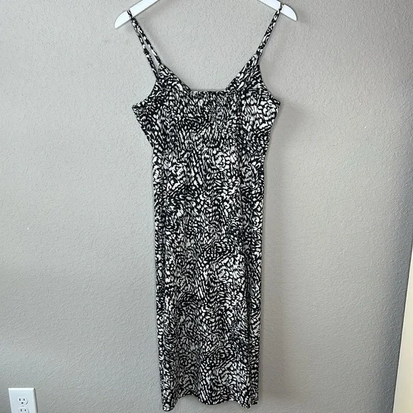 H&M Black and White Twist Front Abstract Print Spaghetti Strap Midi Dress Size M - Picture 4 of 12